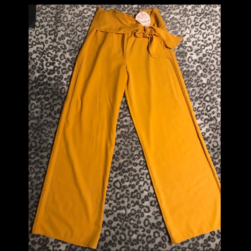 Wide leg pants